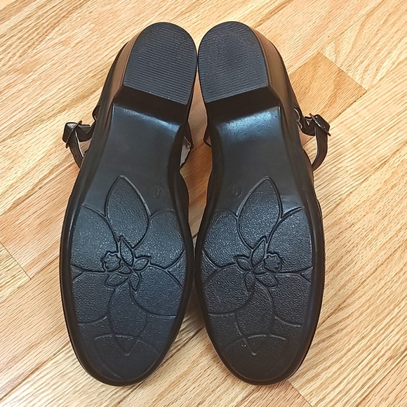 Aerocushion Black Mary Jane Dress shoes - Picture 8 of 8